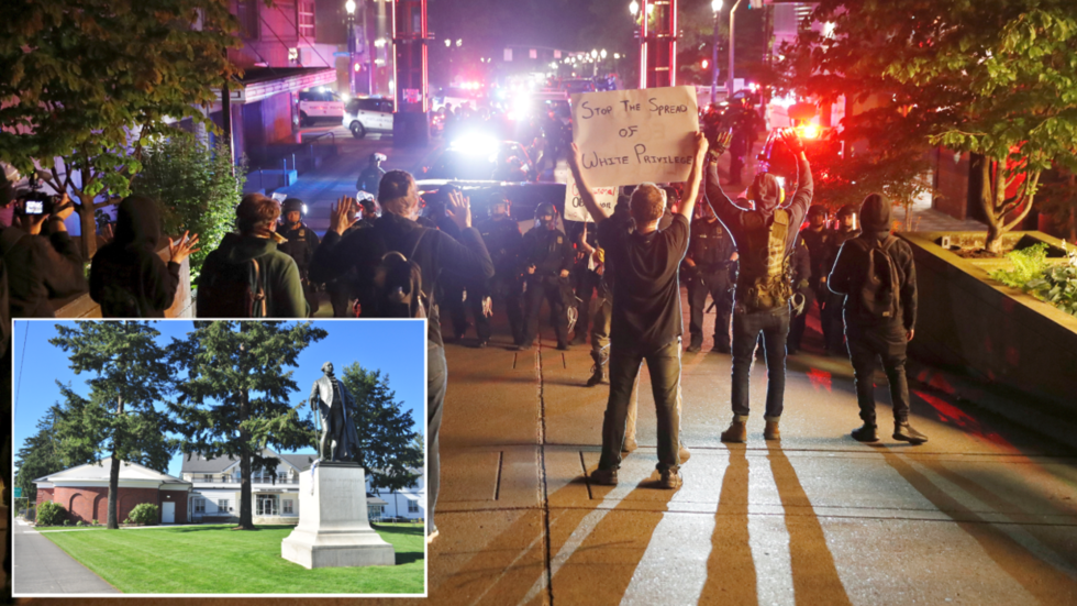 WATCH Portland protesters tear down statue of Washington, drape