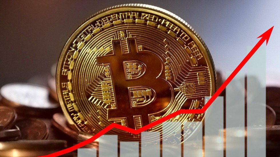 Will latest drop stop bitcoin’s fevered rally? RT’s Boom Bust finds out