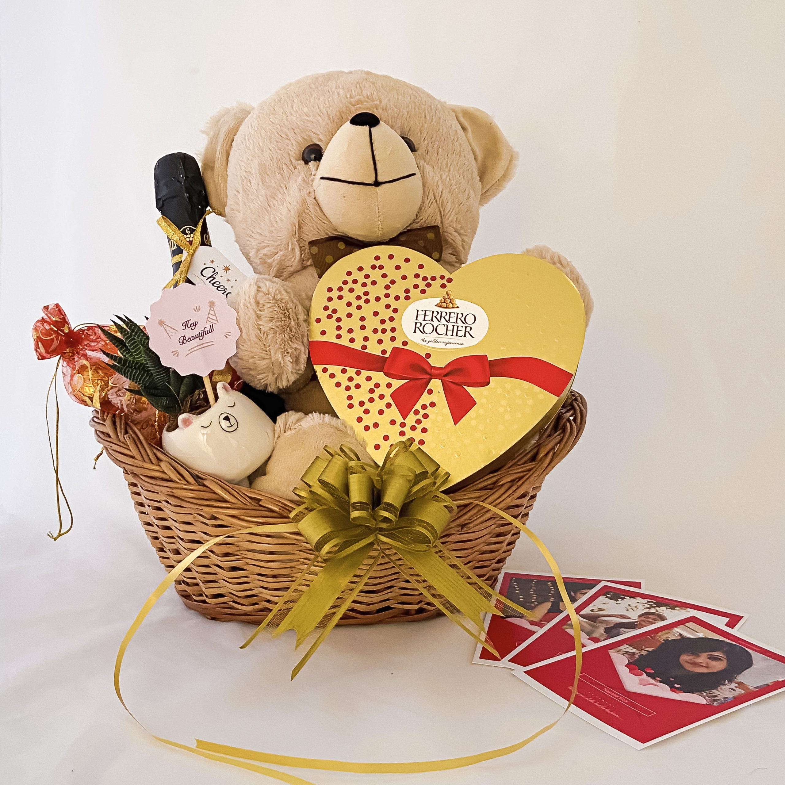 Best Romantic Birthday Gift Ideas For Girlfriend Online 2023