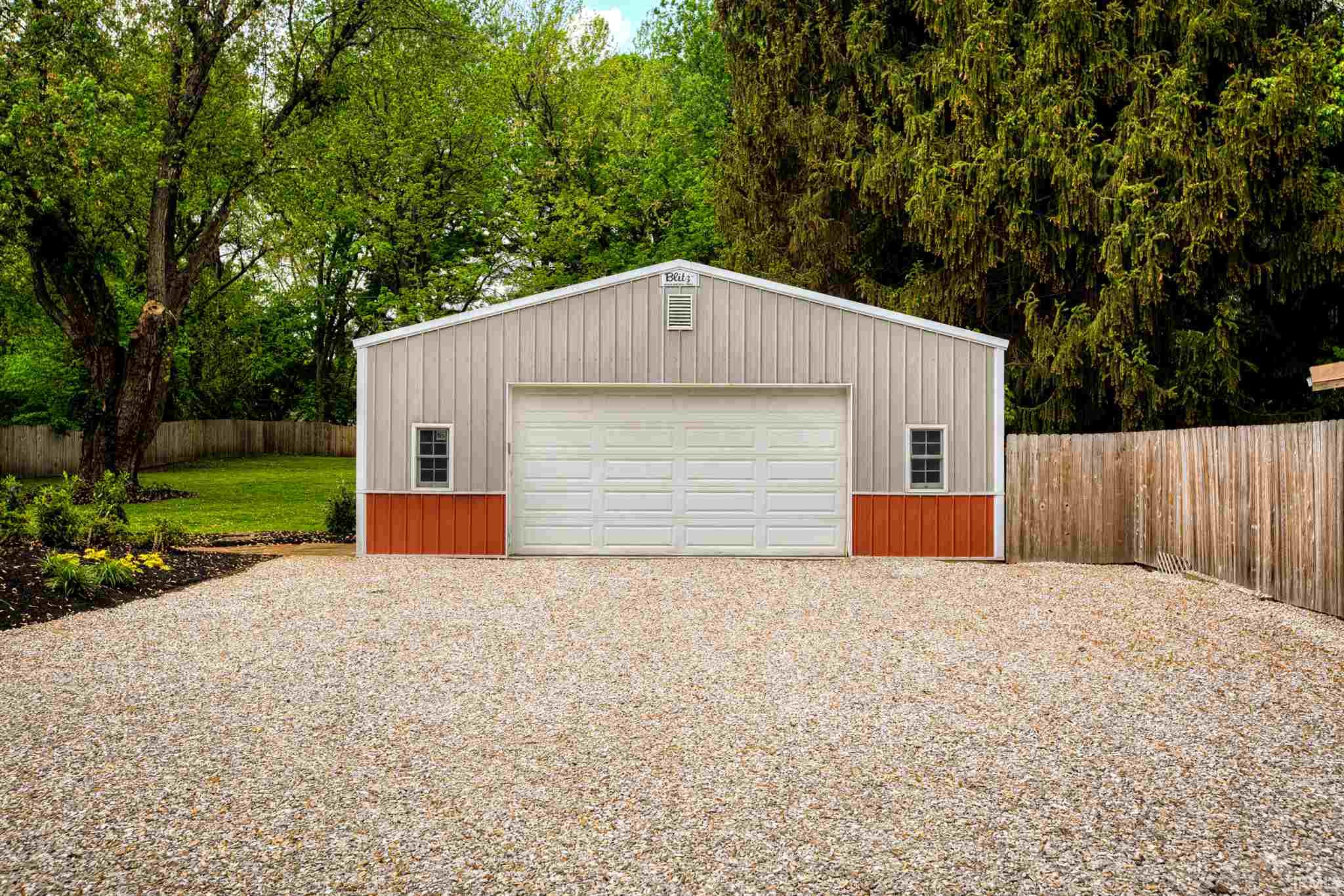 Evansville Real Estate 1107 Thompson Avenue IN 47715 239,900 201929891