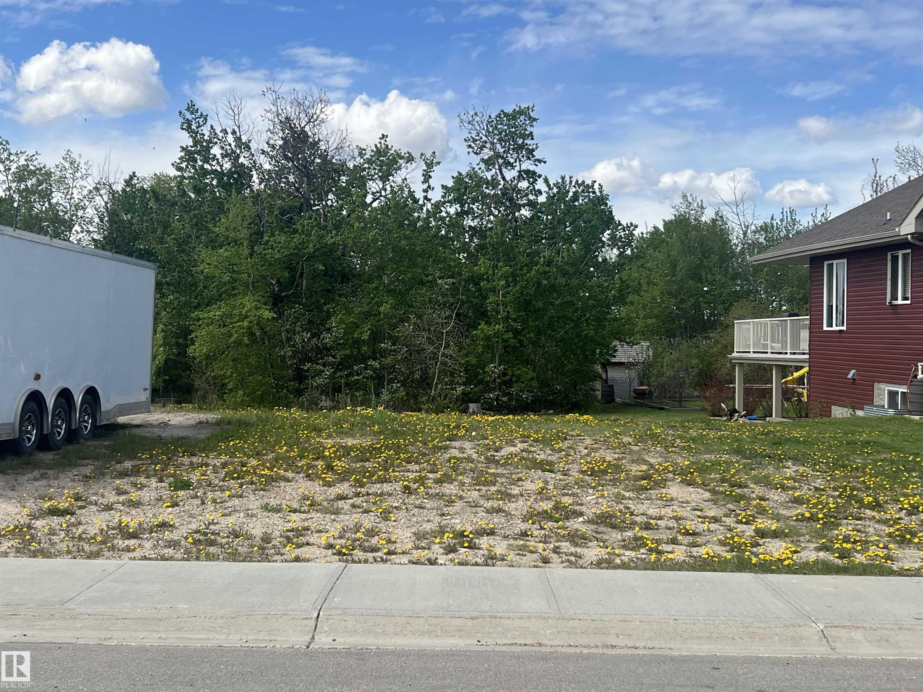 Edmonton & Sherwood Park Real Estate from The MacMillan Team The