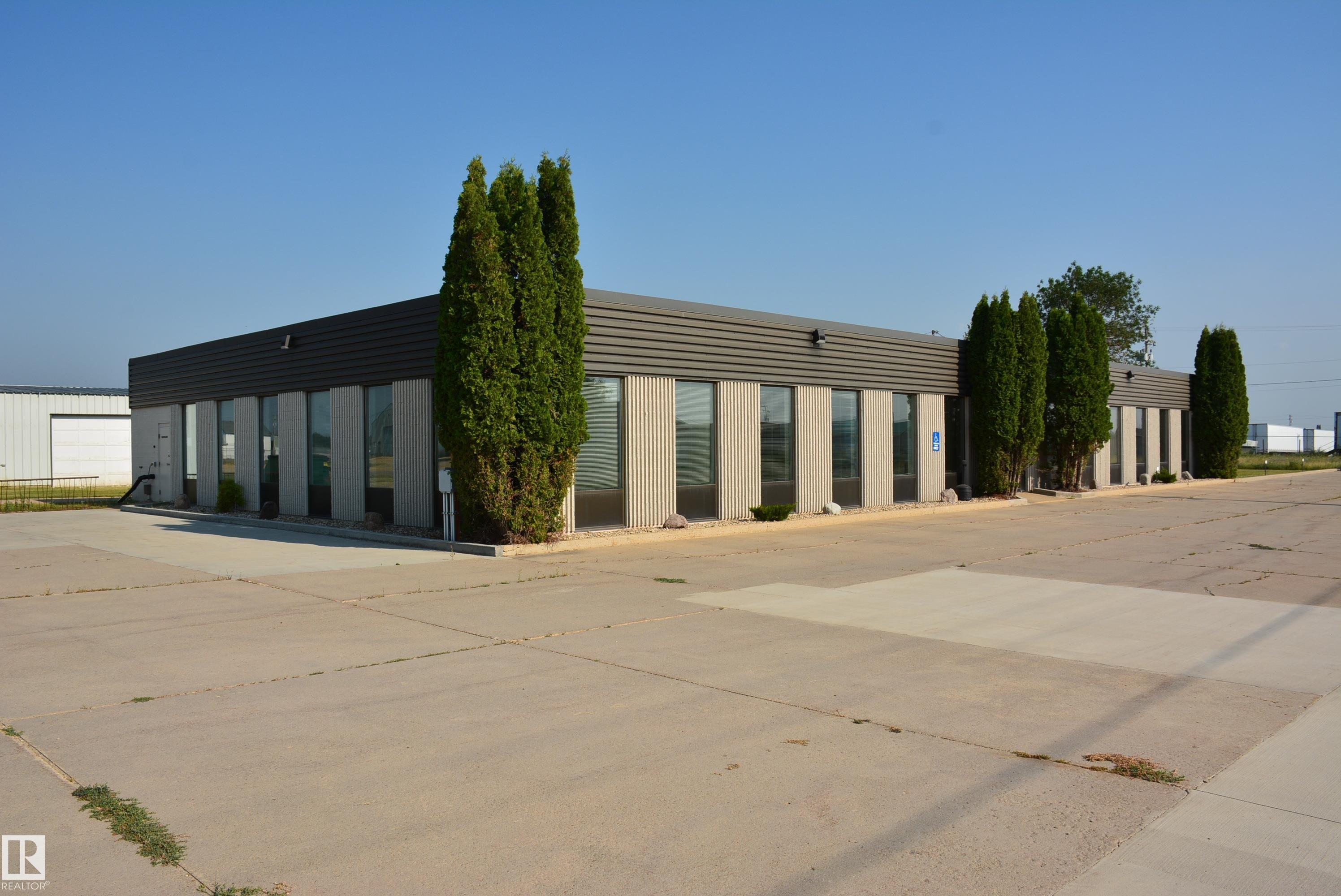 MLS® E4399378 Barrhead Real Estate Elisse Moreno (REALTORS® with RE