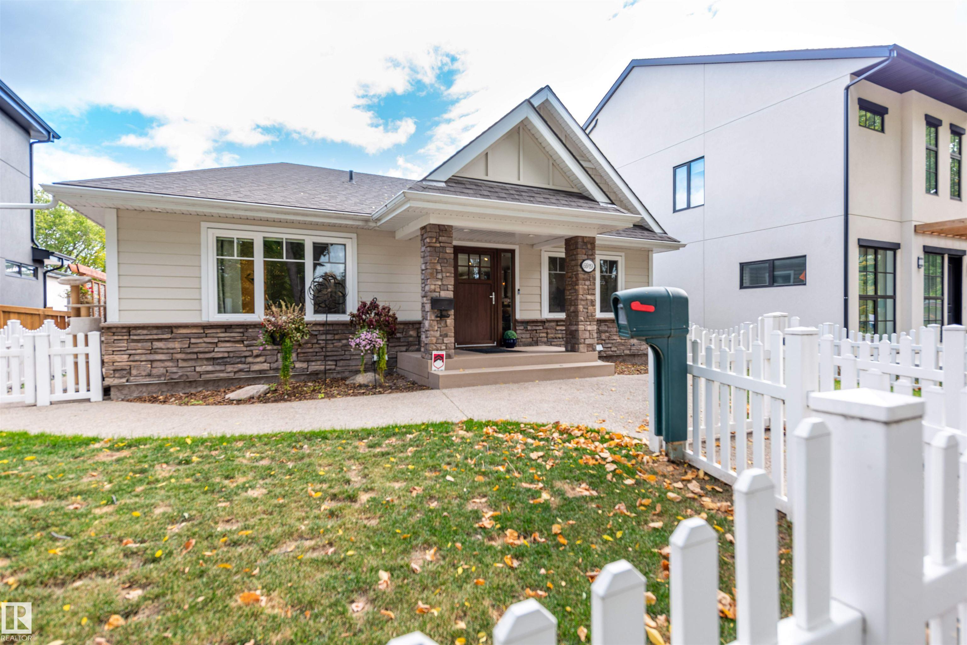 6919 93 Street, Edmonton MLS® E4409447 Hazeldean Real Estate