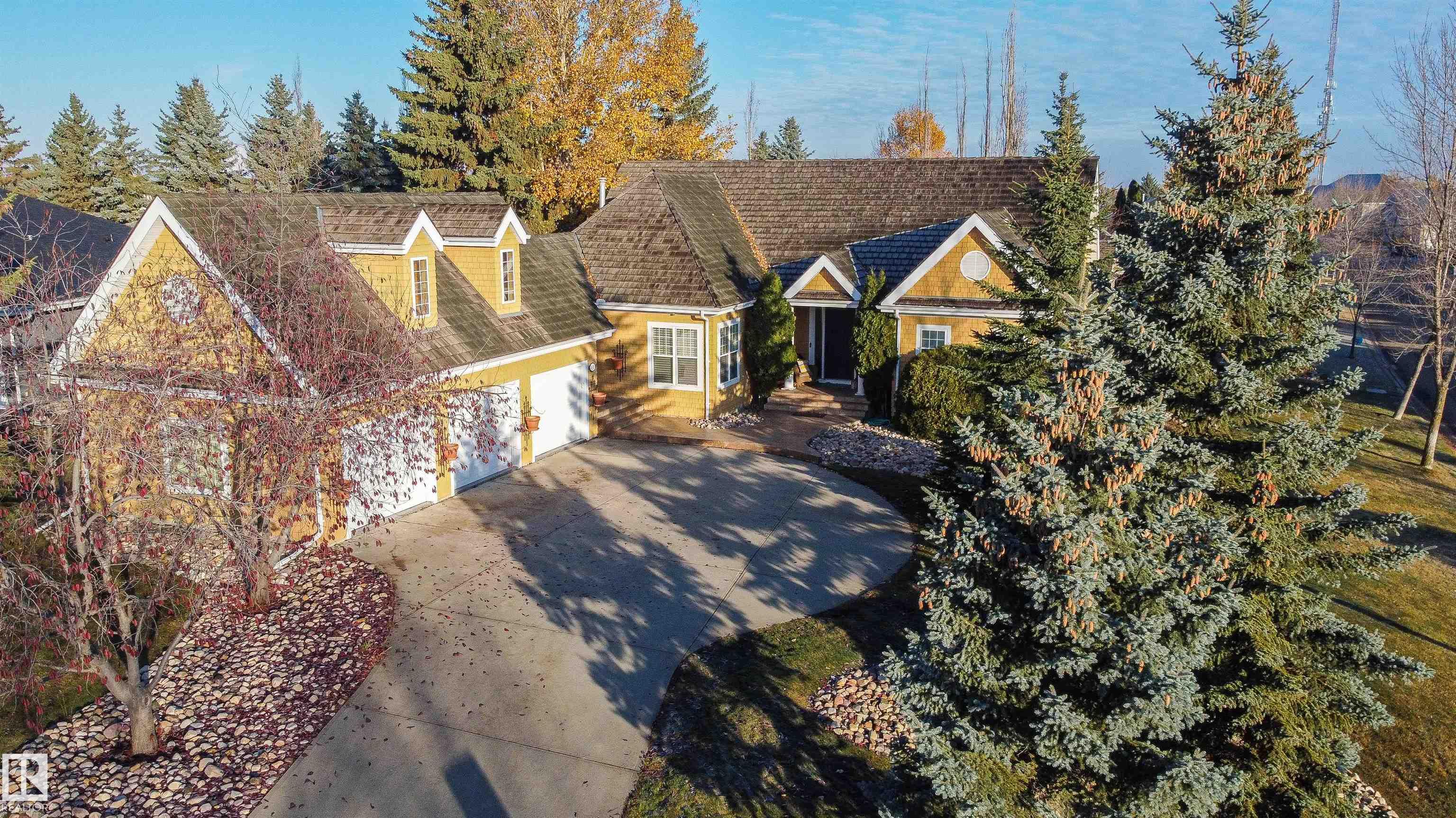 438 ESTATE Drive, Sherwood Park MLS® E4412102 Estates of Sherwood