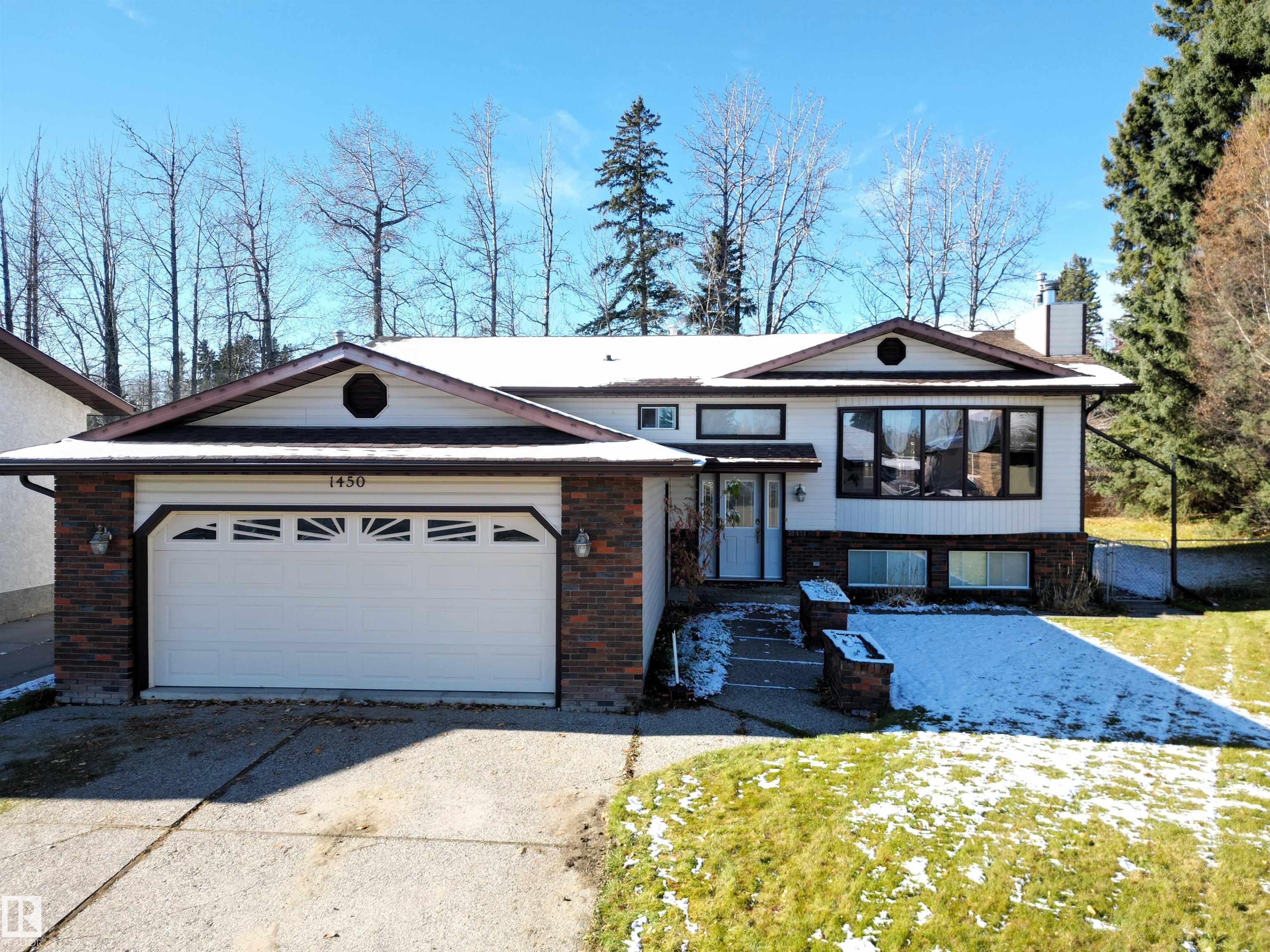 1450 55 Street, Edson MLS® E4412194 Edson Real Estate Elisse