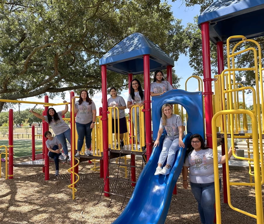 HOME OF THE FREEMAN FOXES! A.B. Freeman Elementary