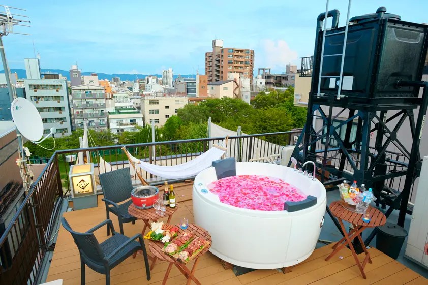 ☀️屋上グランピングBBQ☀️家族や友人と貸切BBQに人気♡雨天OK♡ジャグジ付き30㎡の会場 スペースマーケット