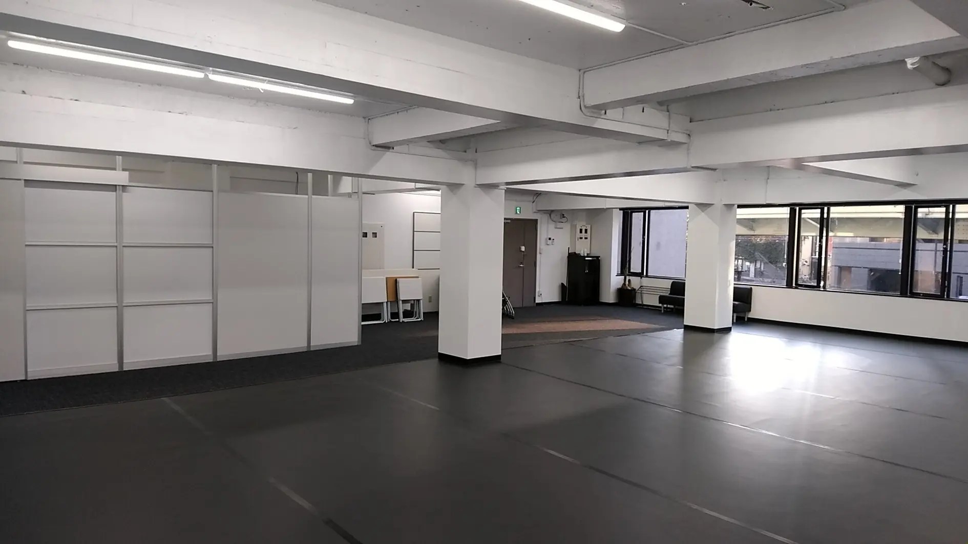 レンタルスタジオ 渋谷・神泉町、床面積45坪の大型スタジオ】渋谷・山手通り沿いの好立地！稽...