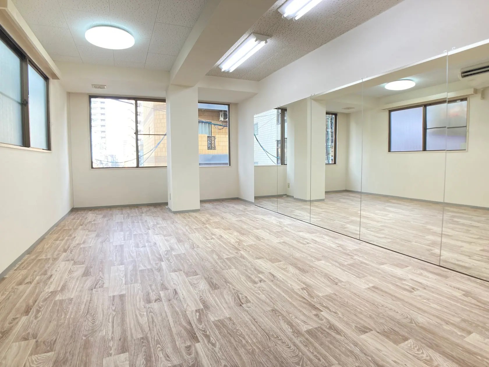 【岡山駅8分】 ダンスができるレンタルスタジオ/幅4．5m、高さ1．8mの大型鏡、ダンス等に最適 スペースマーケット