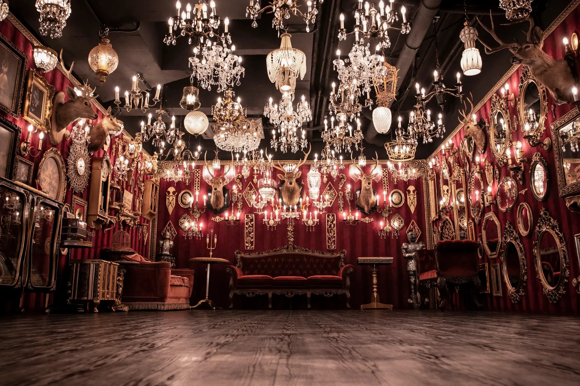 【Studio La vie en Rose】ゴールドを基調とし、ゴージャス...