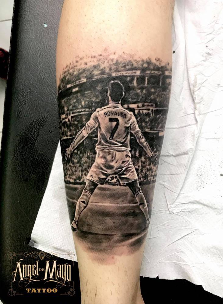 Tatuajes De Cristiano Ronaldo | Tattoofilter 1000_x_732_jpg