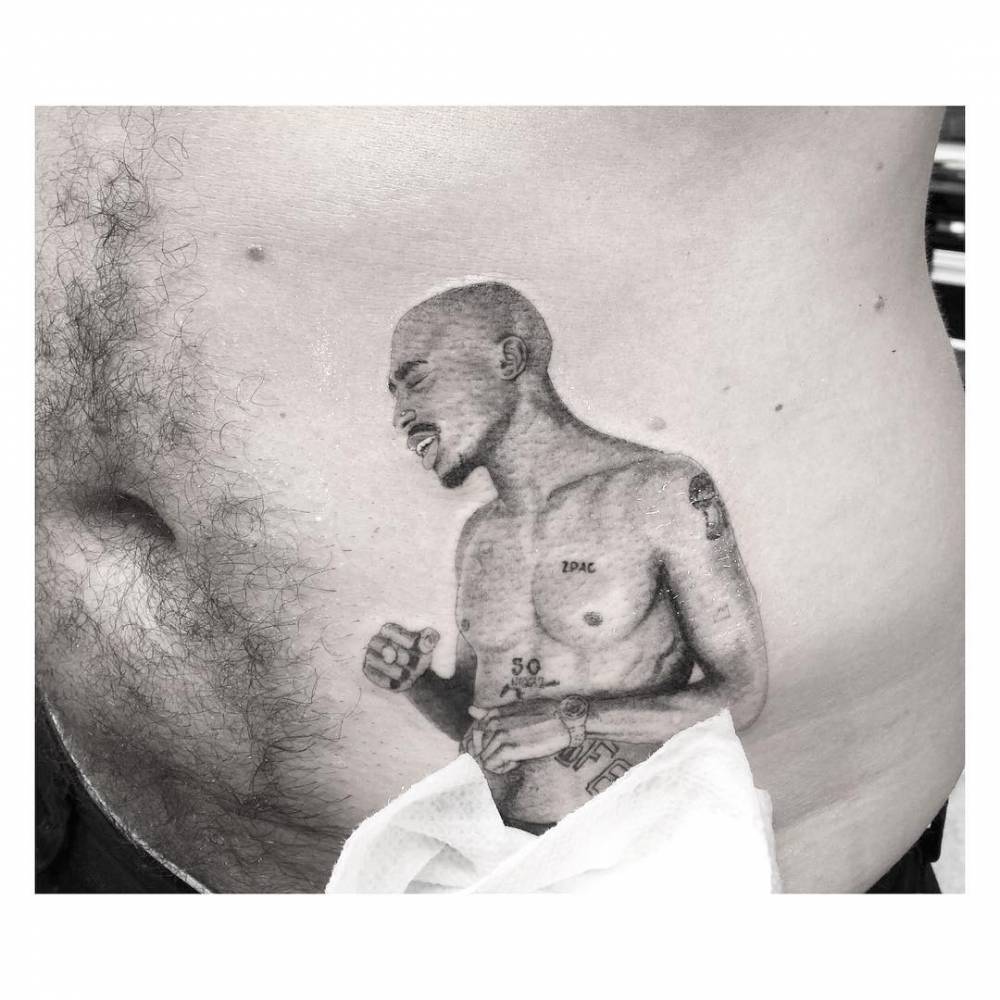Fine Line Style Tupac Shakur Tattoo On The Stomach. 1000_x_1000_jpg
