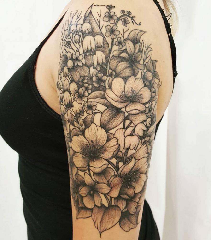 Floral style half sleeve.