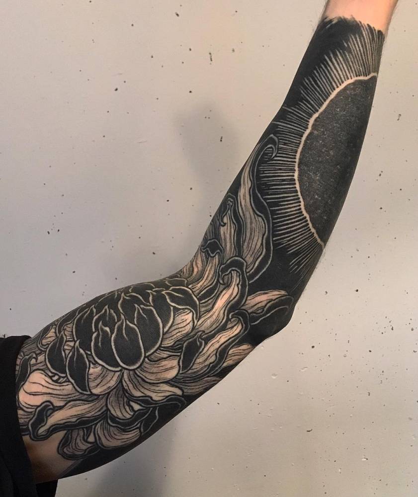 Chrysanthemum And Sun Themed Freehand Sleeve. 1000_x_841_jpg