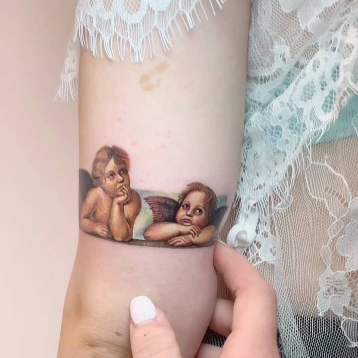 Reffaello's Putti - Madonna Sistine 1512 720_x_720_jpg