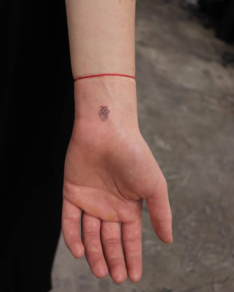 24 Cute Small Tattoos Your Mom Will Love