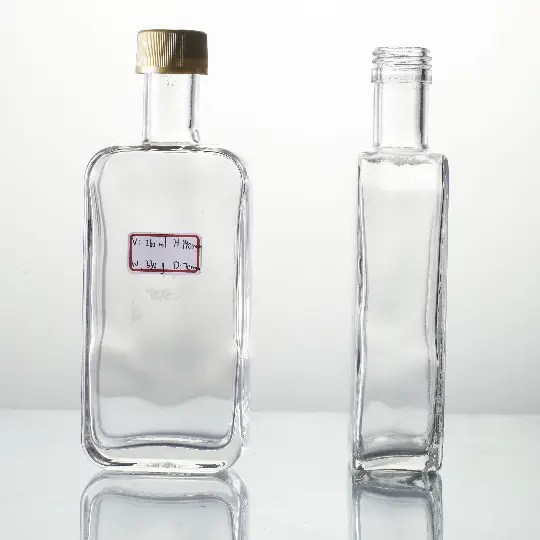 China Excellent quality Small Glass Bottles For Wine 250ml Empty