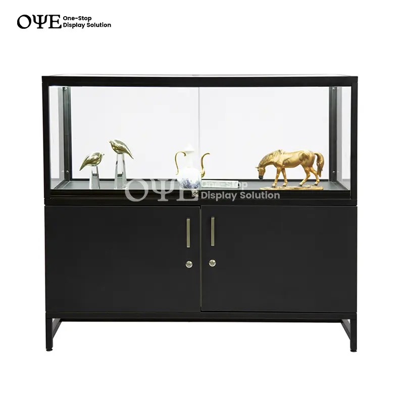 China Retail display for sale with lockable sliding doors