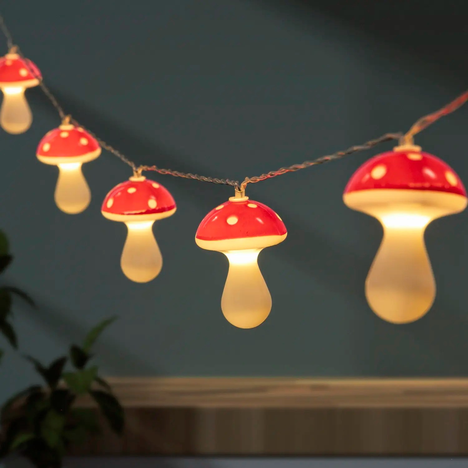 outdoor novelty string lights