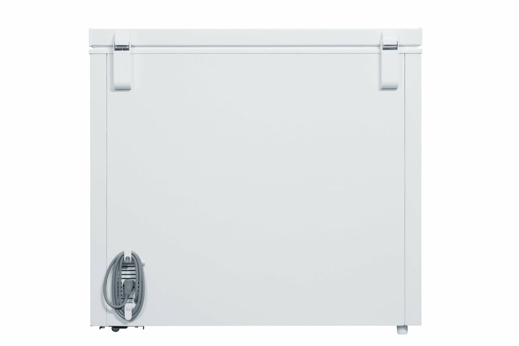 Danby Diplomat 7.0 cu. ft. Chest Freezer DCF070B1WM Danby Canada