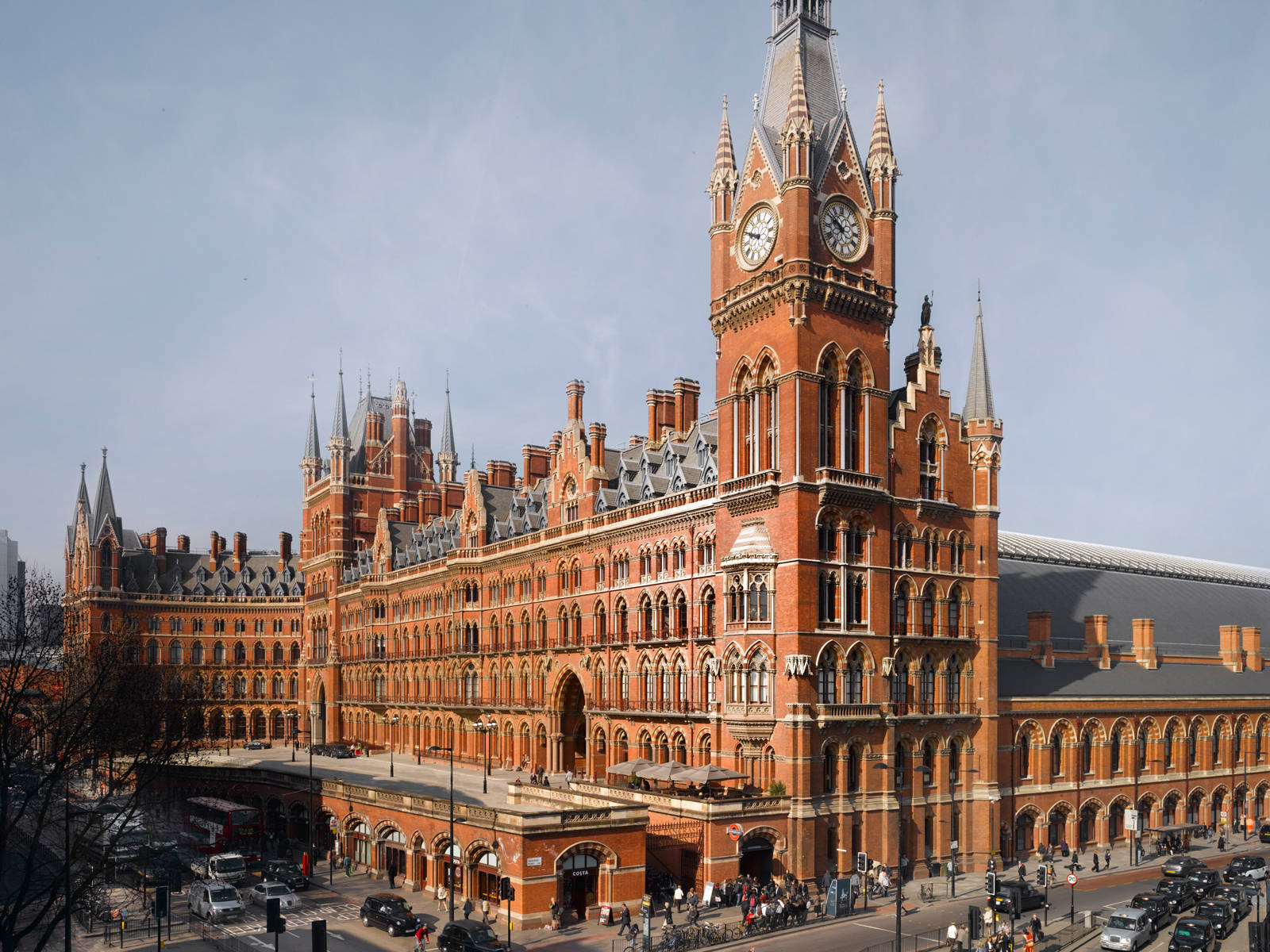St. Pancras Hotel, London (1600 x 1200) r/ArchitecturePorn