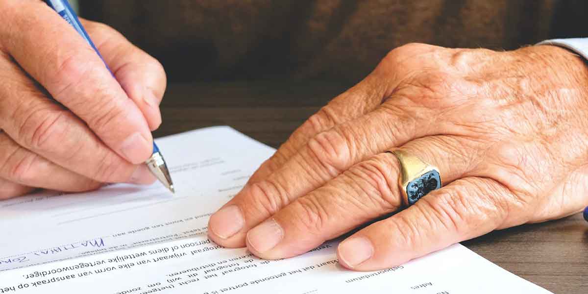 This article gives an idea about how a probate attorney comes to your help.