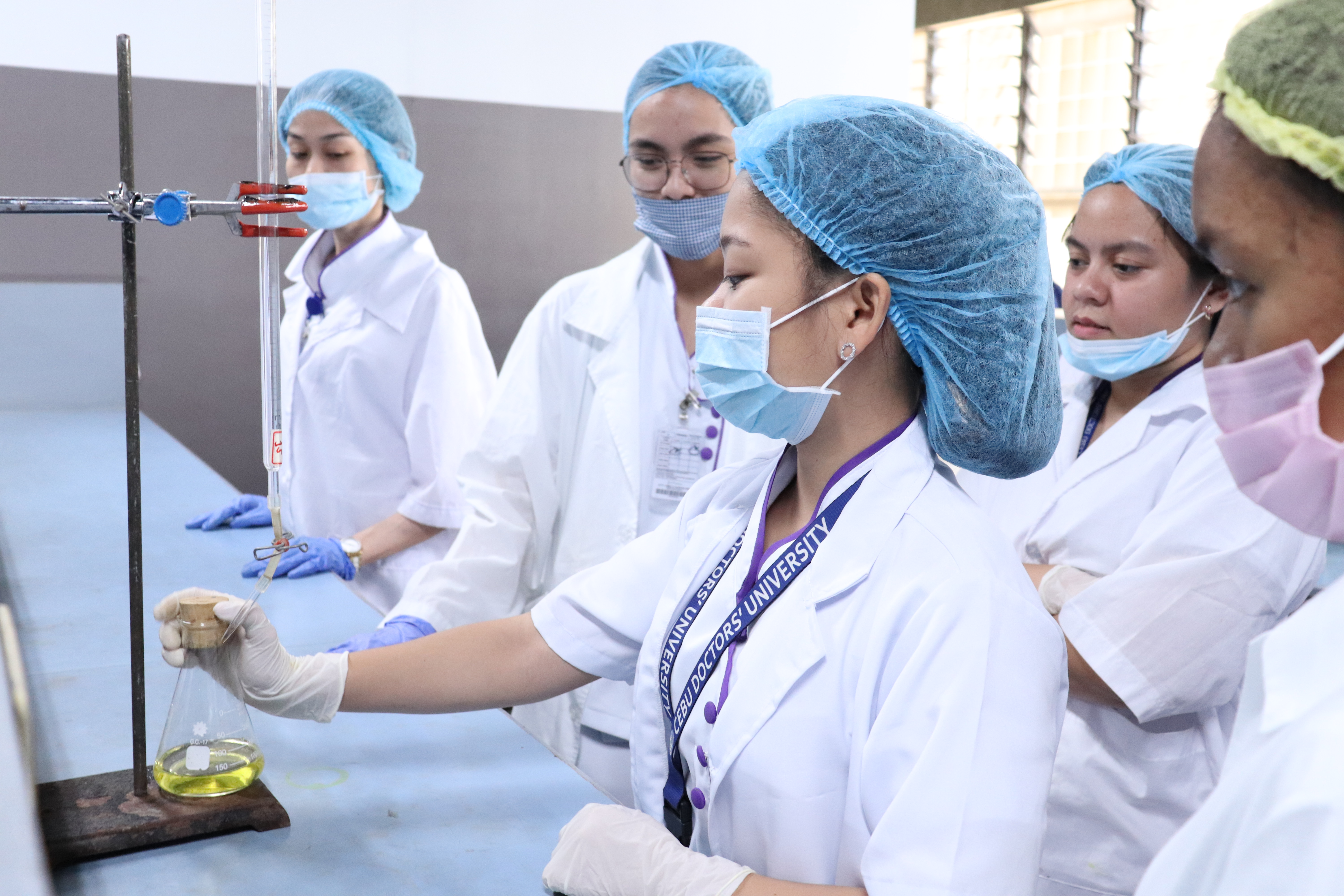 College of Pharmacy Cebu Doctors' University