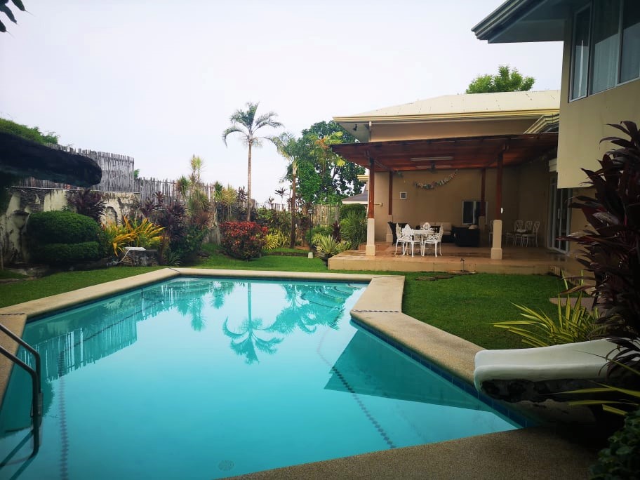 Phase 1 Maria Luisa House and Lot For SALE Banilad Cebu City Swimming