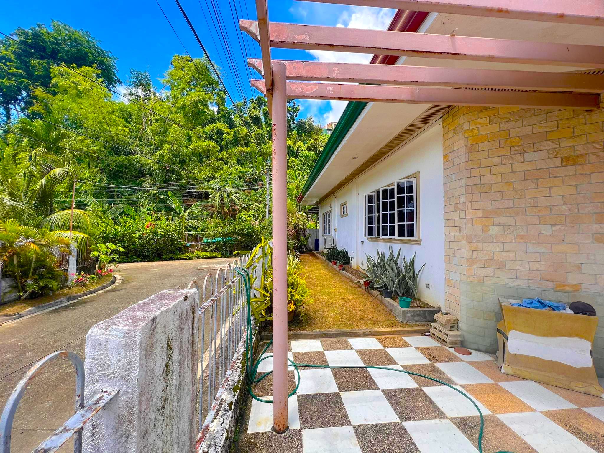 3BR Bungalow house for SALE Talamban Cebu City near North Gen Hospital