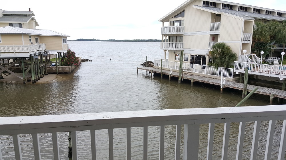 Cedar Cove Hotel Room 210