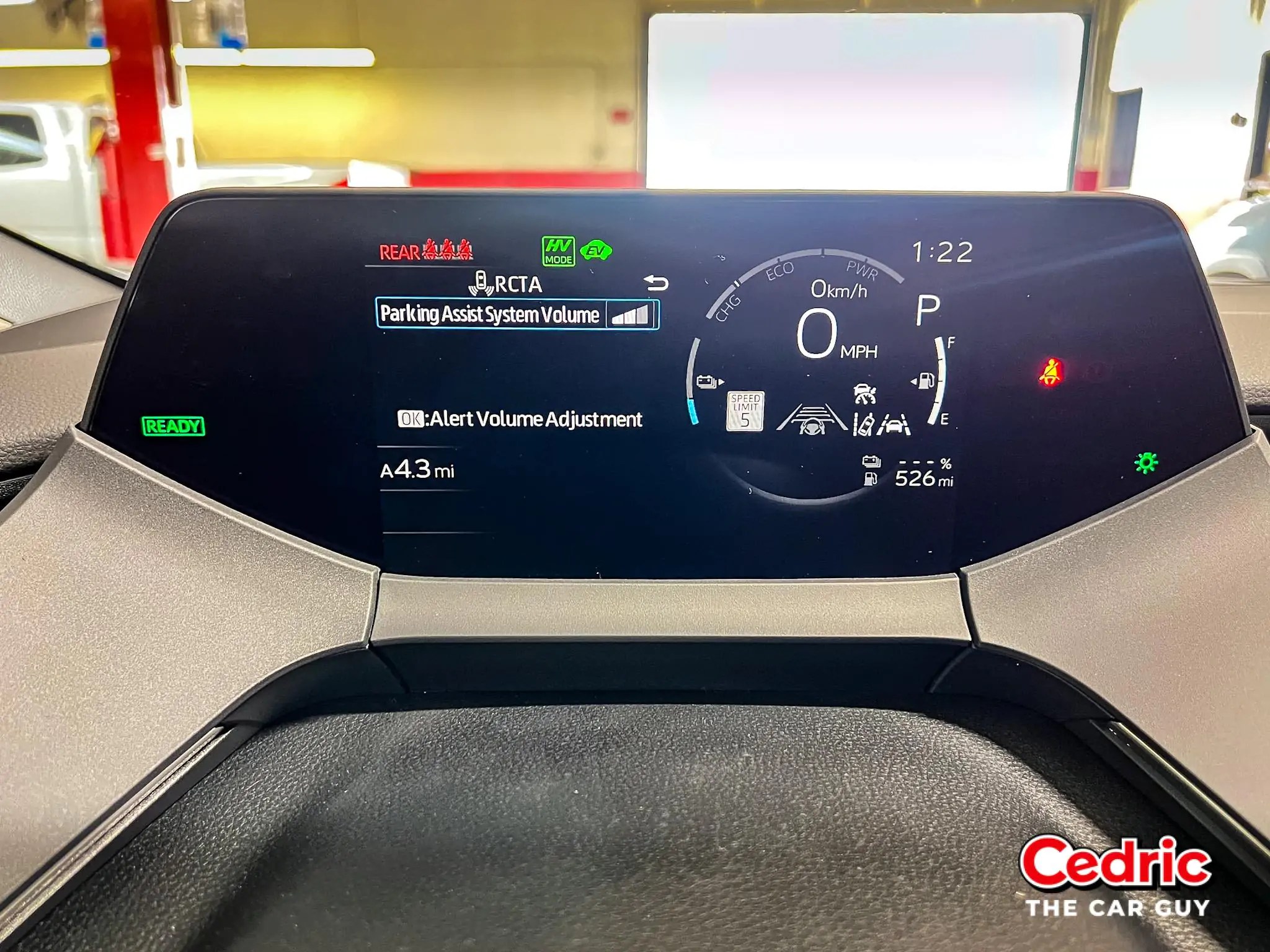 Toyota RCTA | Rear Cross Traffic Alert