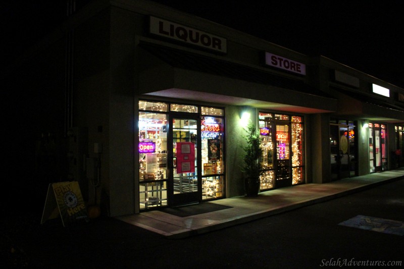 Photos Selah Chamber of Commerce Business After Hours at Selah Liquor