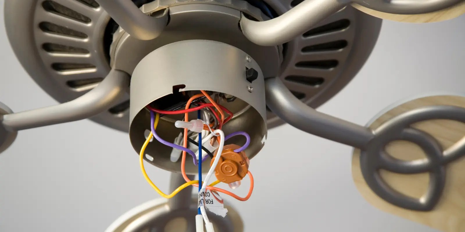 Ceiling Fan Power, Efficiency, Wattage & CFM [Detailed Guide]