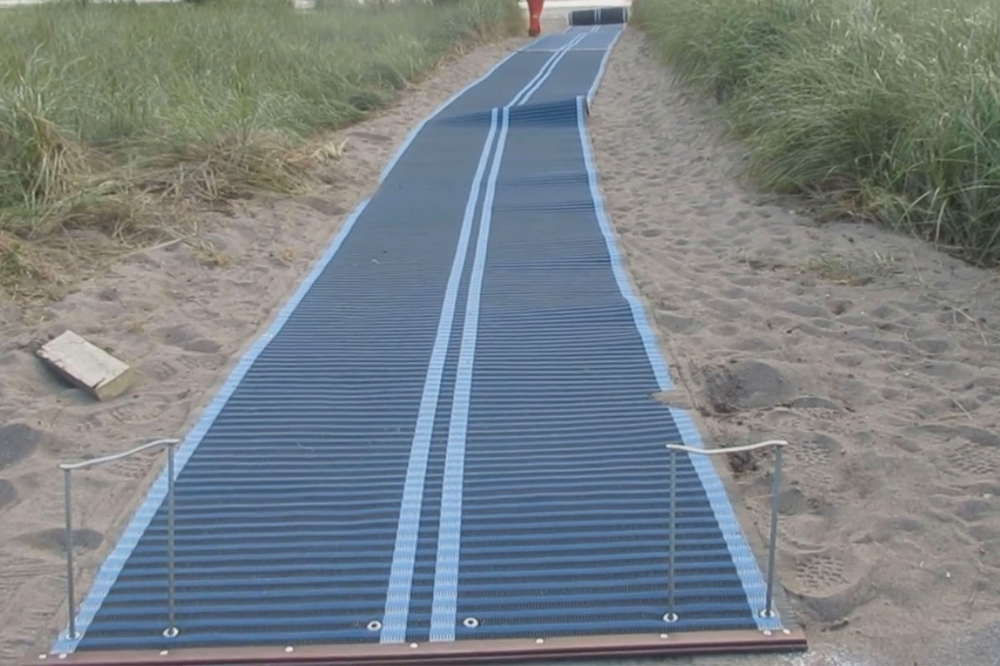 Wheelchair accessibility mat rolled out at Hamilton beach CEKAN
