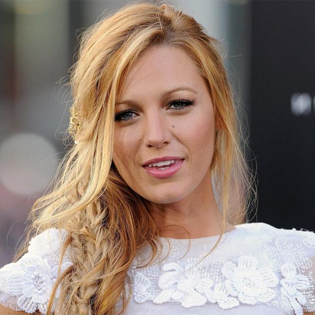 How tall is Blake Lively? Height of Blake Lively CELEBHEIGHTS™