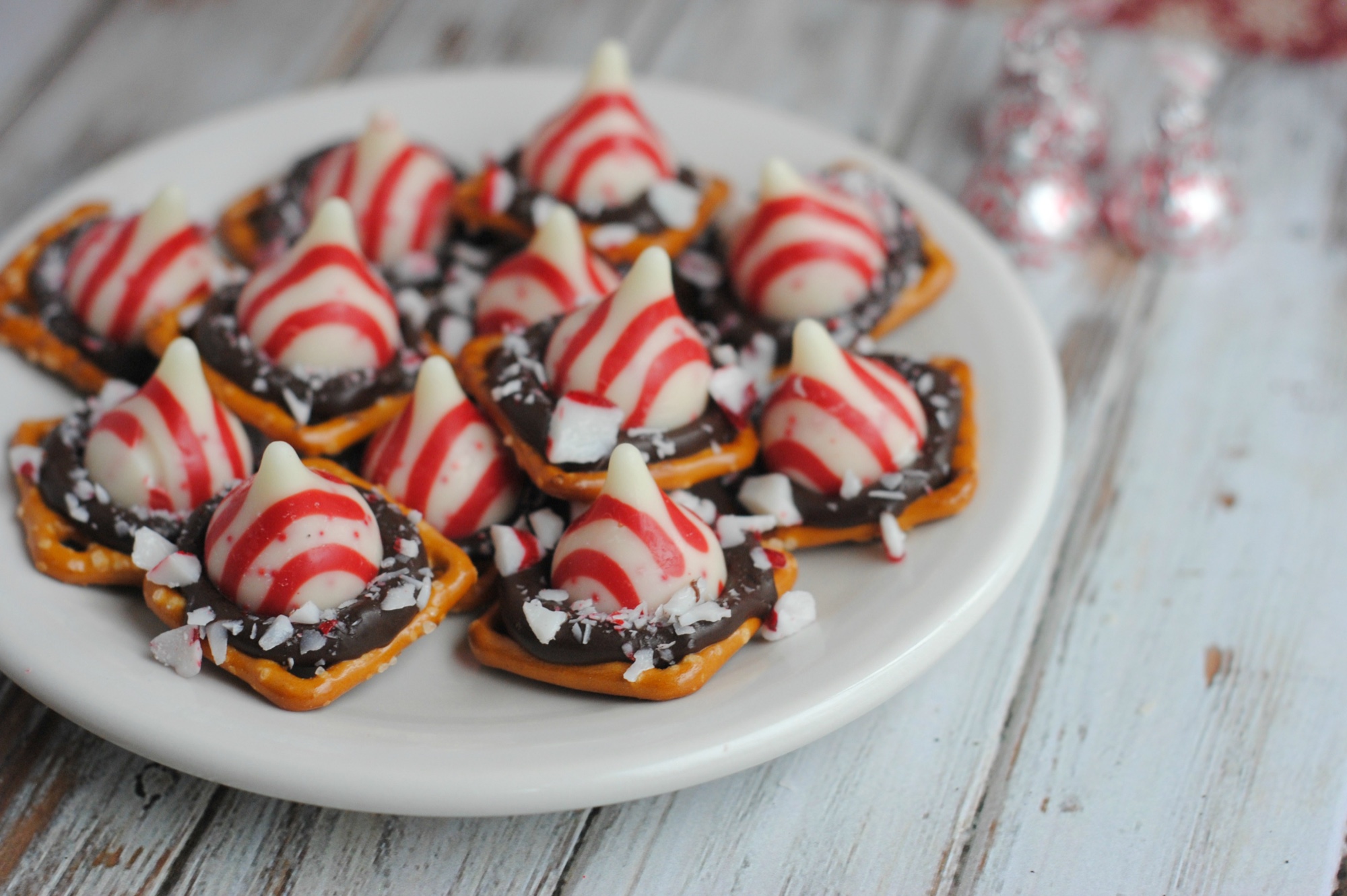 Holiday Peppermint Kiss Pretzels Celeb Baby Laundry