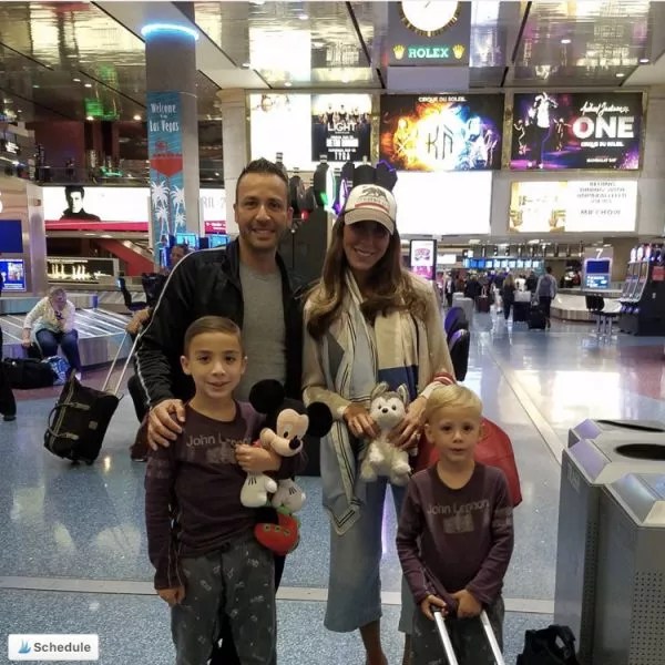 Howie Dorough's Las Vegas Family Portrait Celeb Baby Laundry(04)