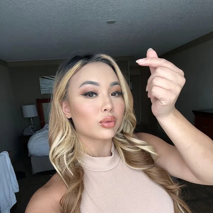 Kazumisworld: Age, Career, Family, Net Worth, Height Bio 2024