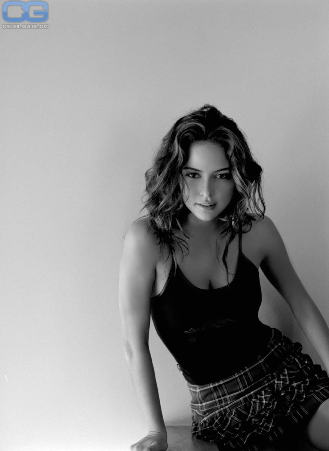 Josie Maran nackt, Nacktbilder, Playboy, Nacktfotos, Fakes, Oben Ohne