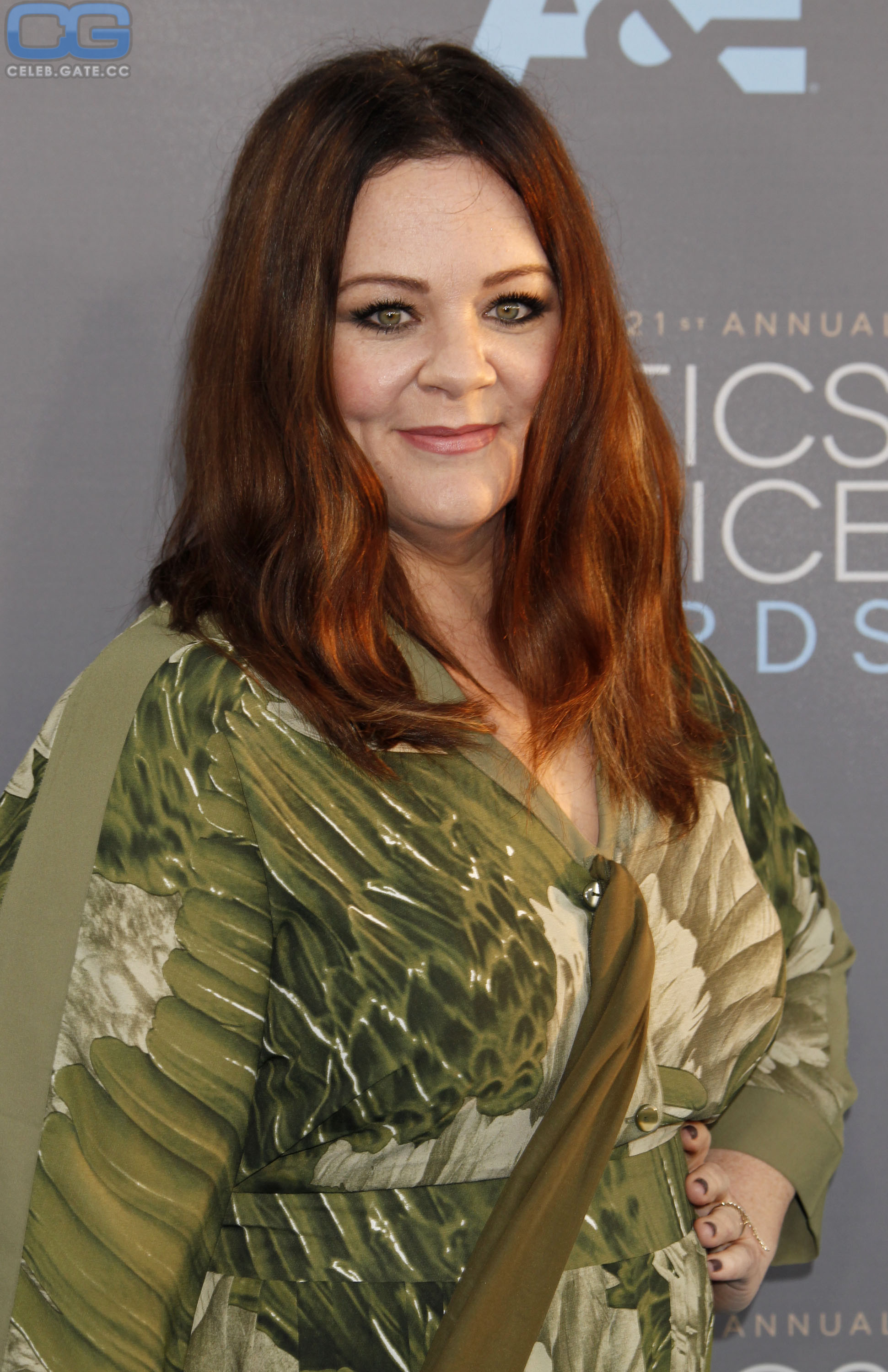 Nude Melissa McCarthy: The Untold Story Behind The Scenes