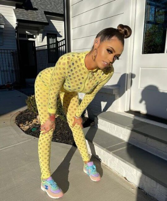 Woah Vicky Height, Weight, Age, Net Worth, Dating, Bio, Facts