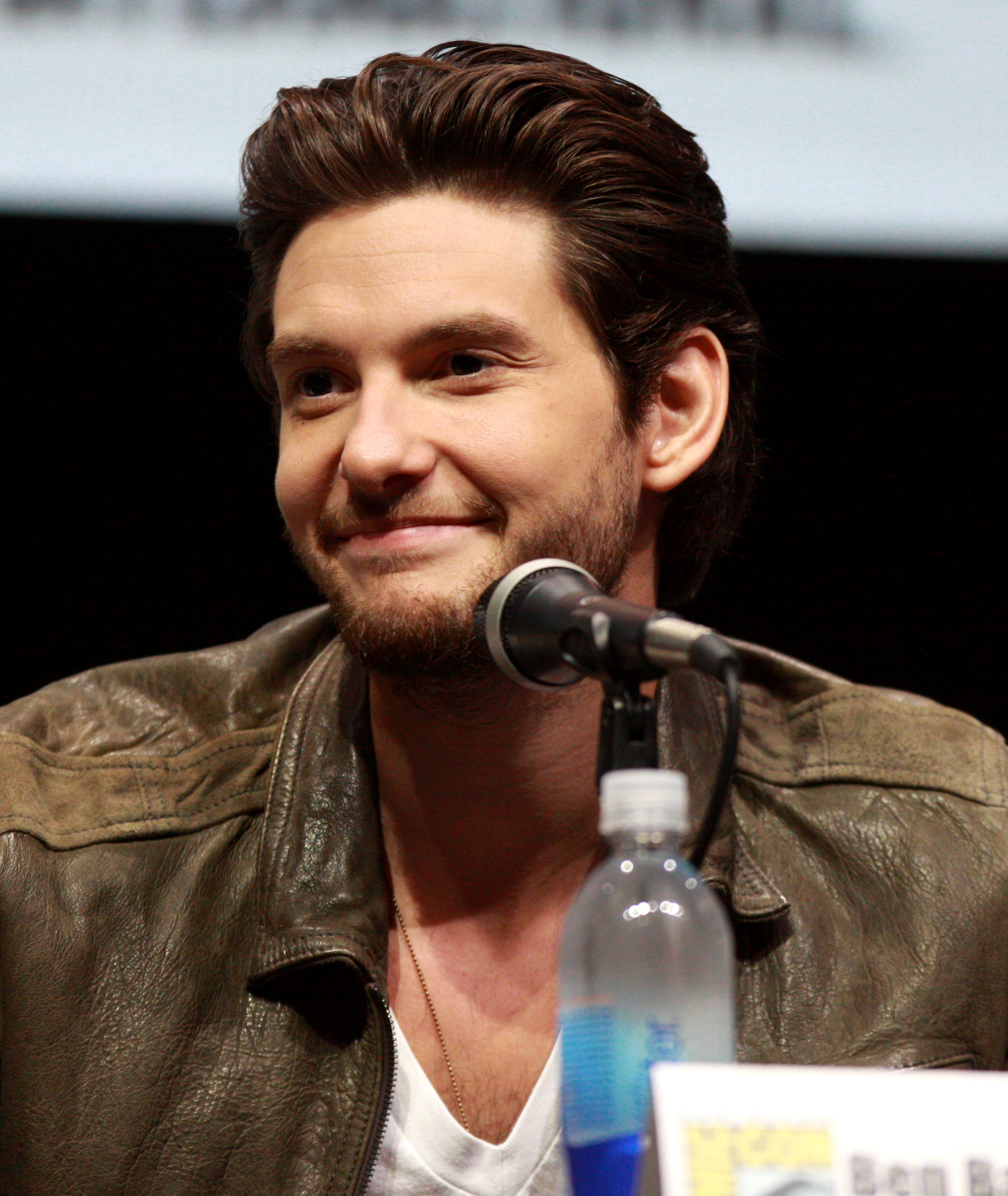 Image 20 of Ben Barnes Eye Color barbrascashadvance