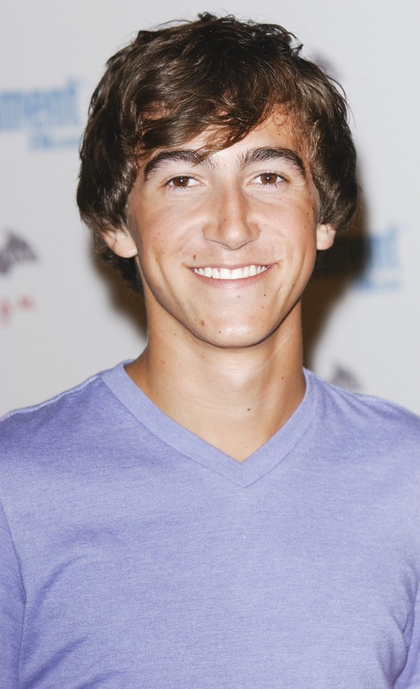 Vincent Martella Net Worth 2018 How They Made It, Bio, Zodiac, & More