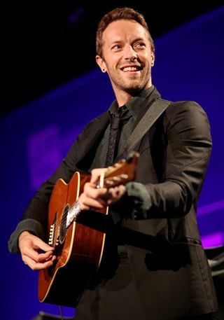 Chris Martin Body Measurements Weight Height Shoe Size Stats