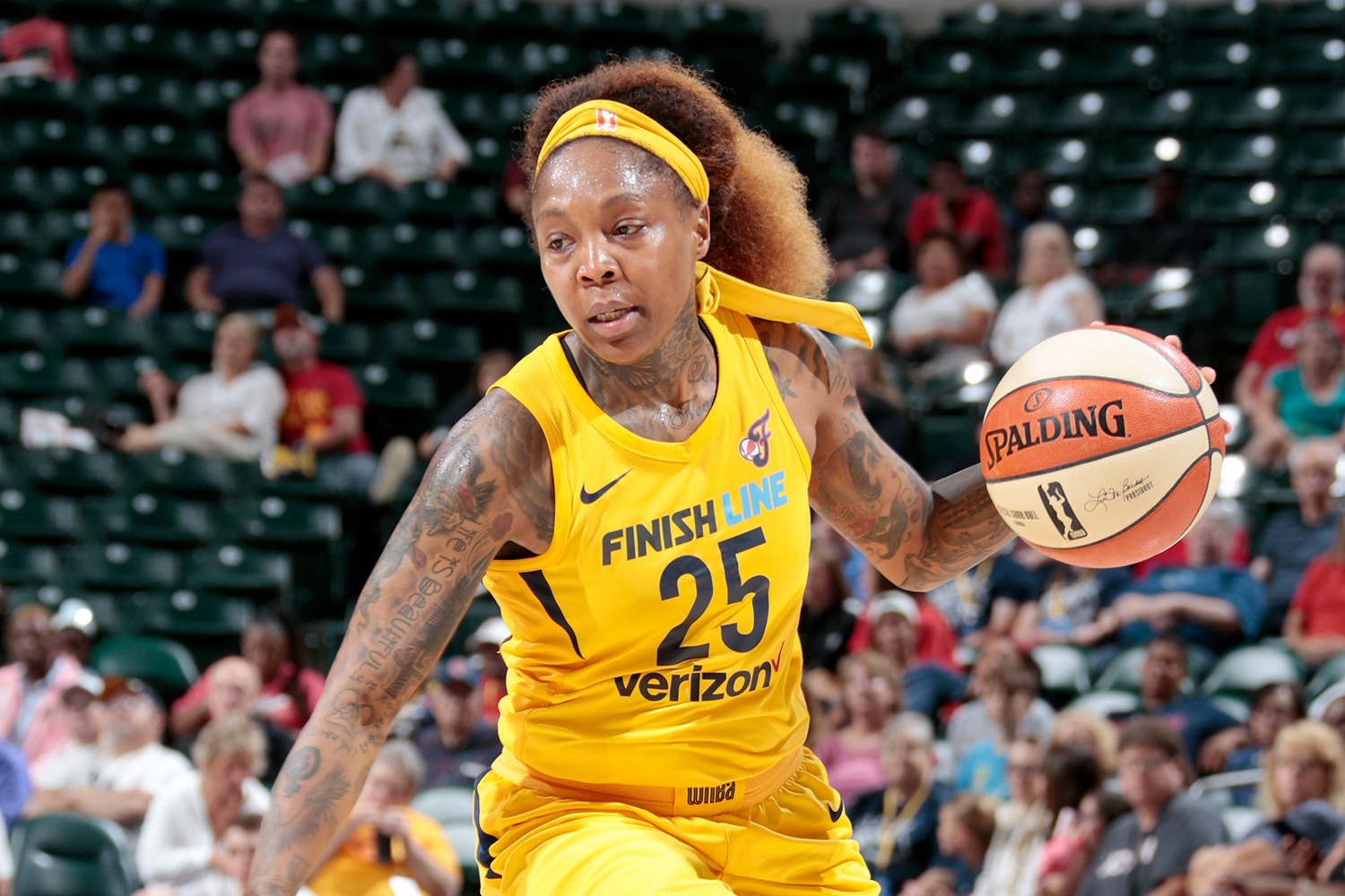 Cappie Pondexter Bio, Wiki, Age, Height, Husband, WNBA and Net Worth.