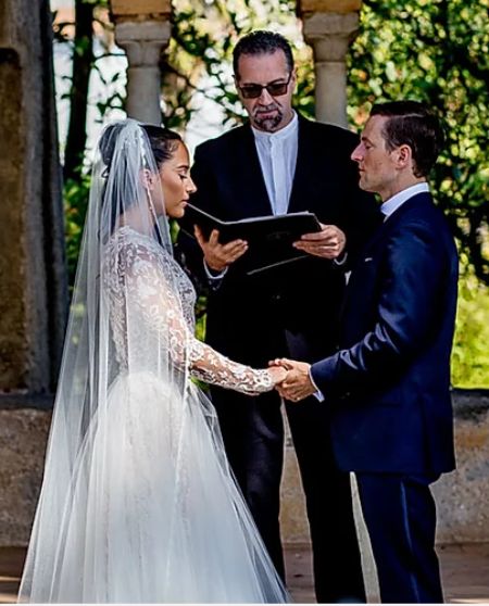Know about Emily Compagno Husband, Wedding Destination, and More