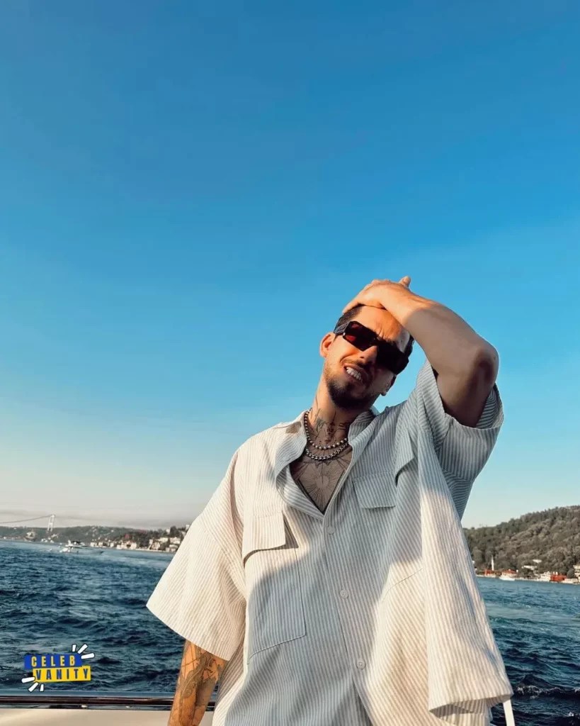 Mahmut Orhan Biography, Career, Age, Nationality, Images, Songs, Net