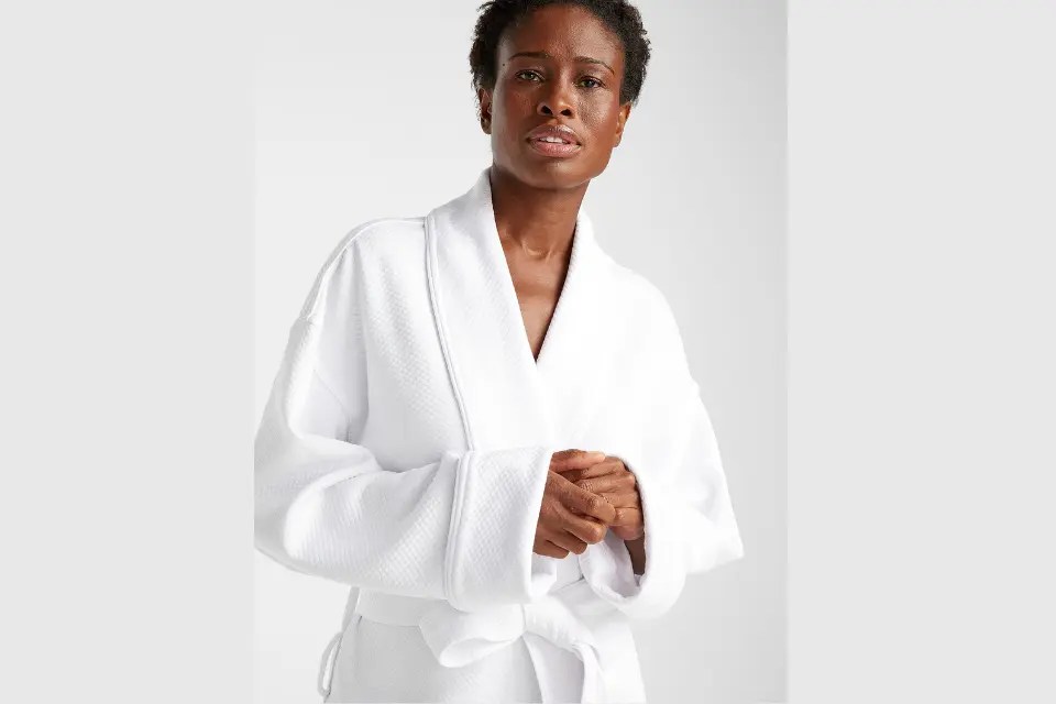5 Best Bathrobes for Women Soft, Comfortable, And Stylish