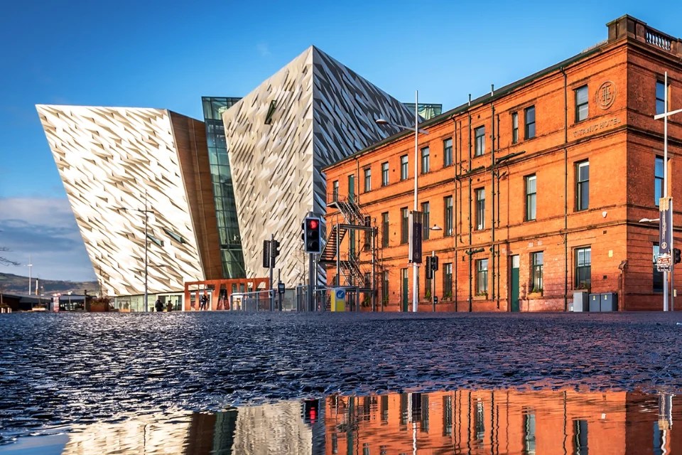 How to Find the Best Deals on Flights to Belfast
