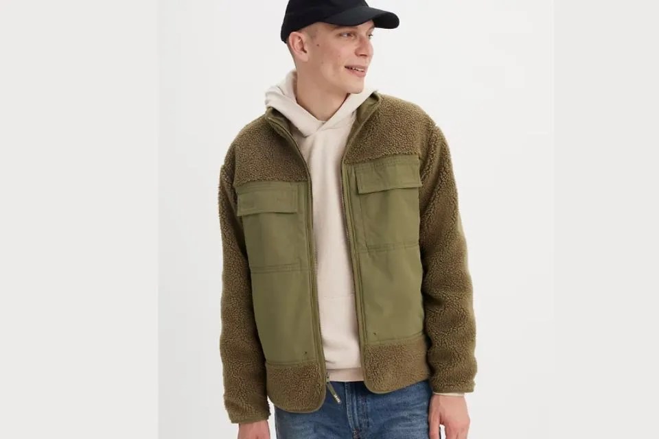 Discover Ultimate Comfort with Stylish Men's Sherpa Jackets
